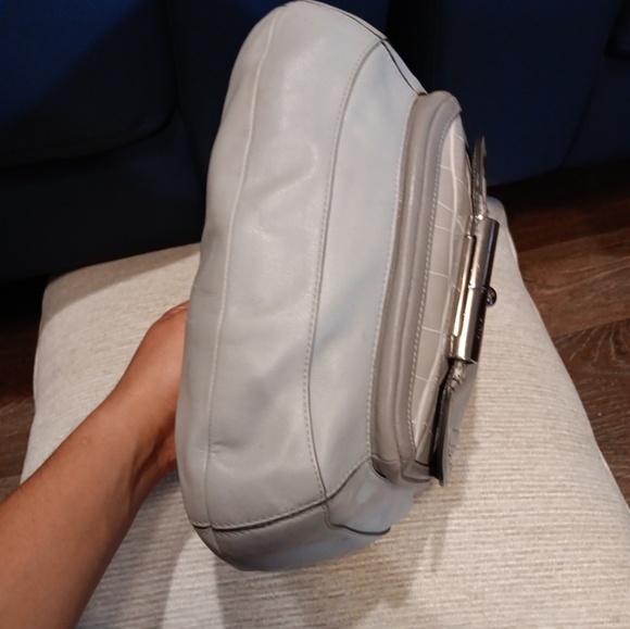Coach Kristin White Gray Leather Snakeskin Detail Zipper Closure Shoulder Bag - Picture 5 of 9